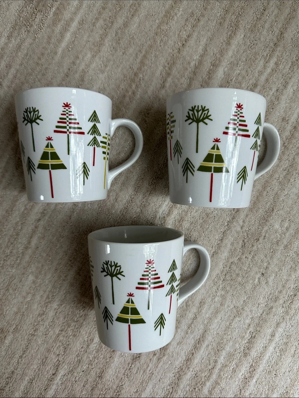 Set of 3 Crate & Barrel Julia Rothman Yule Town Christmas Tree 16 oz Mug Holiday